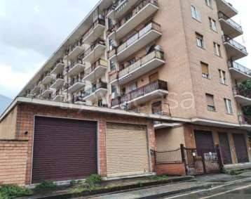 negozio in vendita a Susa