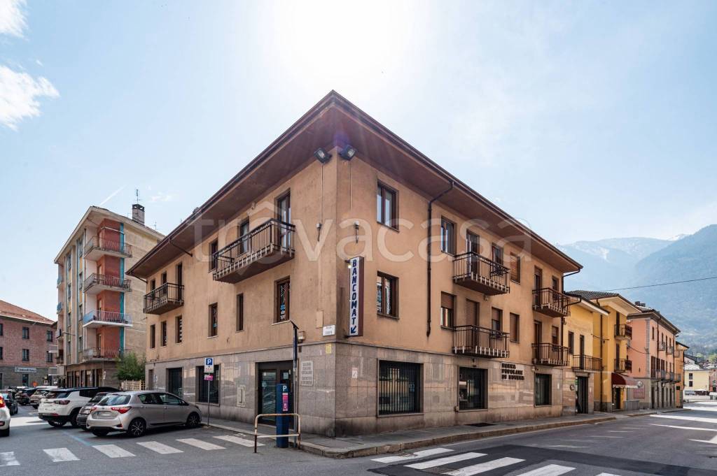 appartamento in vendita a Susa