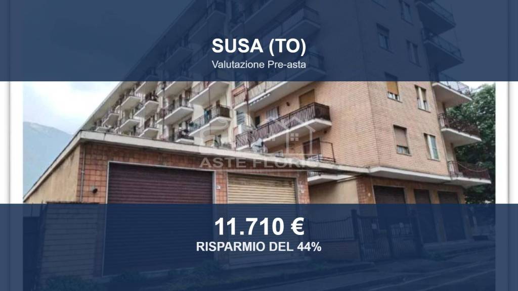 locale commerciale in vendita a Susa