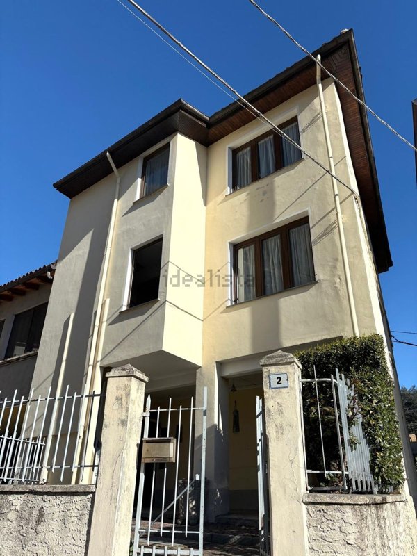 casa indipendente in vendita a Tavagnasco