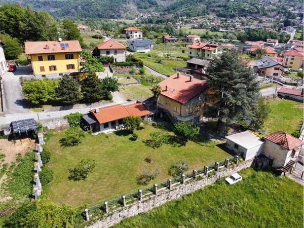 casa indipendente in vendita a Tavagnasco