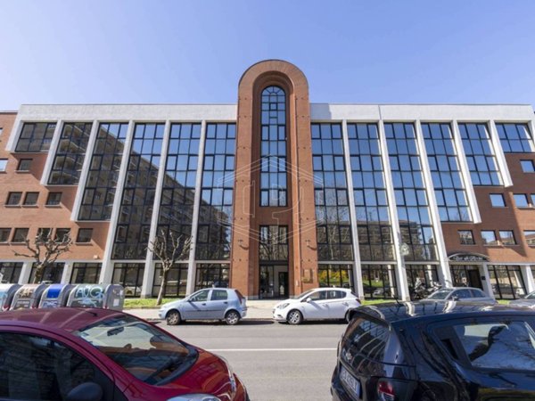 intera palazzina in vendita a Torino in zona Lucento
