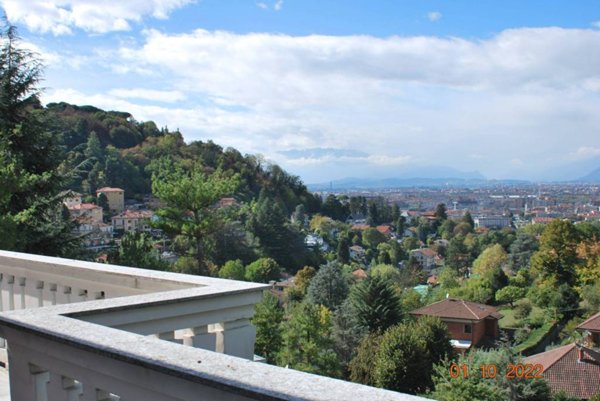 appartamento in vendita a Torino in zona Cavoretto