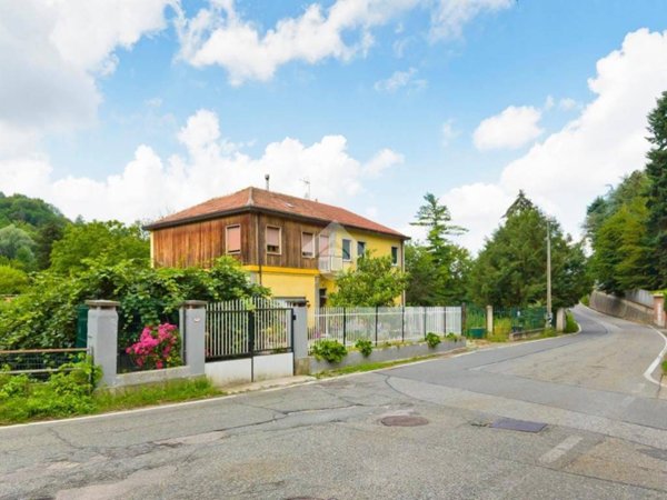 casa indipendente in vendita a Torino in zona Superga