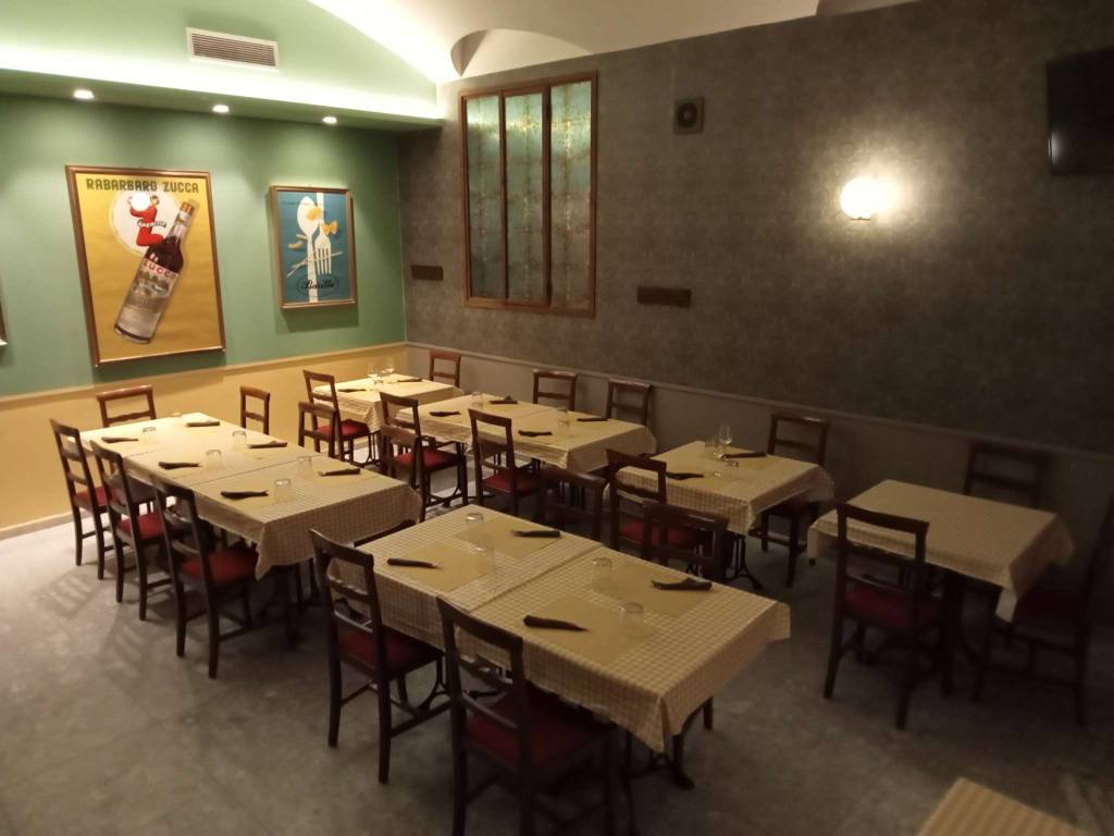 negozio in vendita a Torino in zona Centro Storico