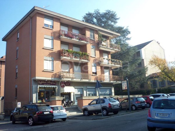 ufficio in vendita a Torino in zona Sassi