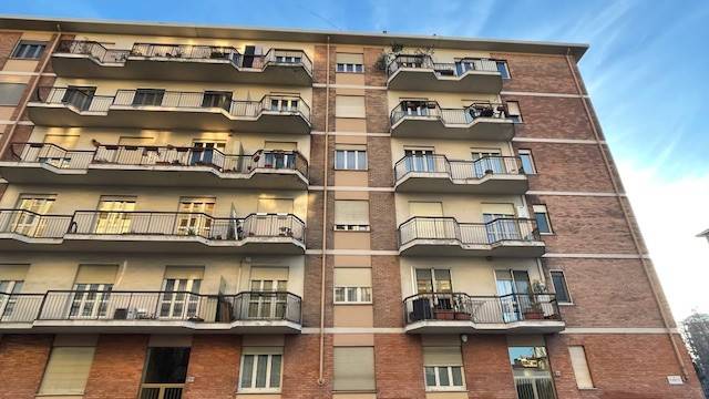 appartamento in vendita a Torino in zona Santa Rita