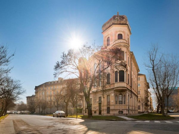 appartamento in vendita a Torino in zona Crocetta