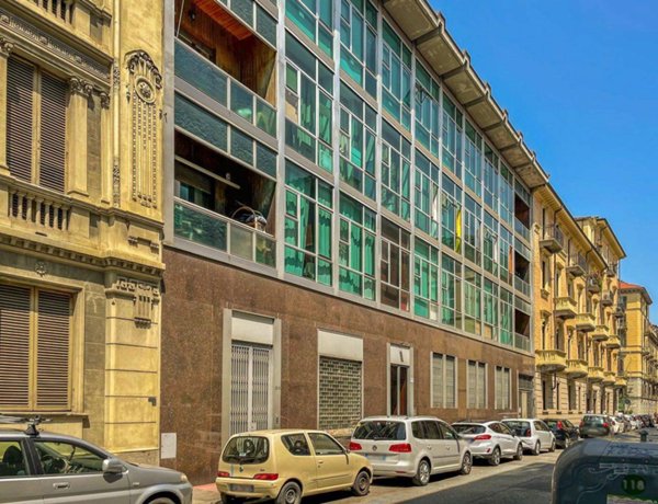 ufficio in vendita a Torino in zona Crocetta