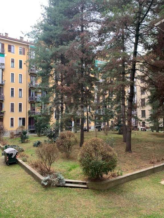 appartamento in vendita a Torino in zona Santa Rita