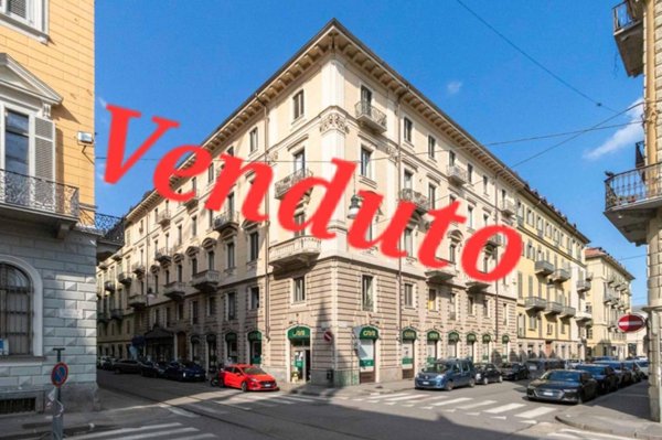 ufficio in vendita a Torino in zona Crocetta