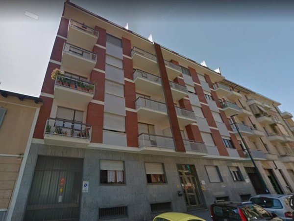 appartamento in vendita a Torino in zona Borgata Vittoria