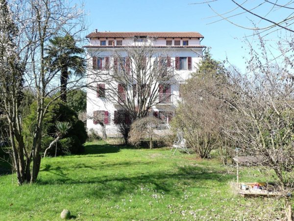 appartamento in vendita a Torino in zona Rosa