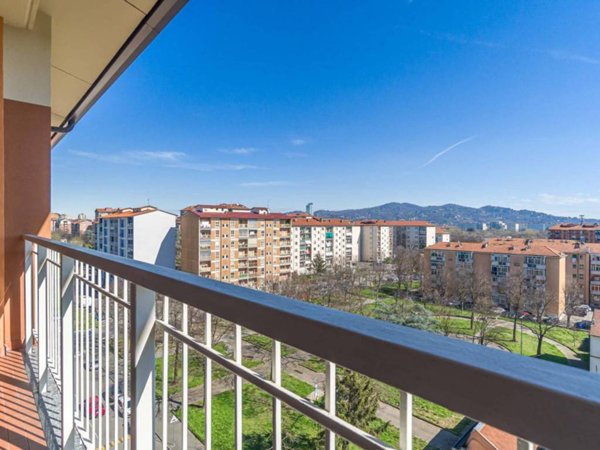 appartamento in vendita a Torino in zona Mirafiori Sud