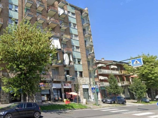 negozio in vendita a Torino in zona Vanchiglia