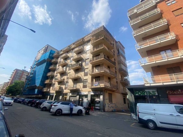 appartamento in vendita a Torino in zona Santa Rita
