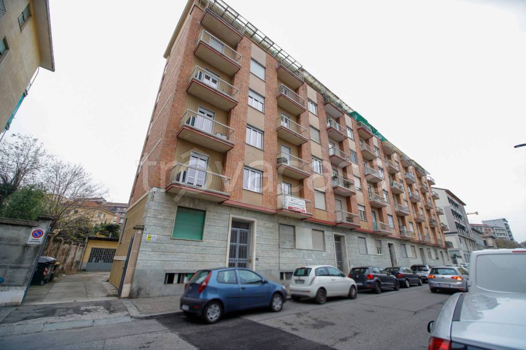 appartamento in vendita a Torino in zona Pozzo Strada