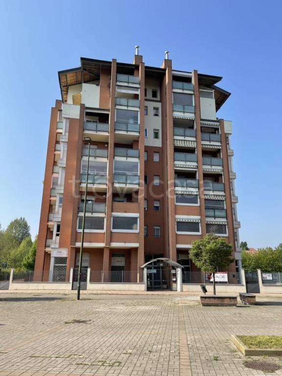 ufficio in vendita a Torino in zona Mirafiori Sud
