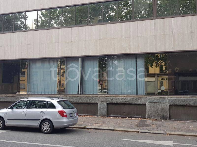 negozio in vendita a Torino in zona Campidoglio