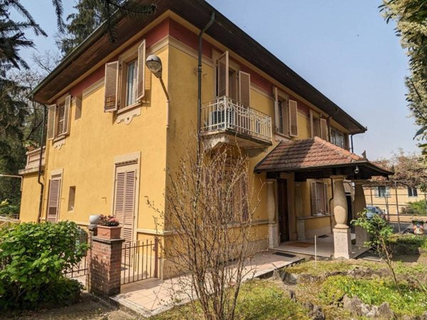 casa indipendente in vendita a Torino in zona Borgo Po