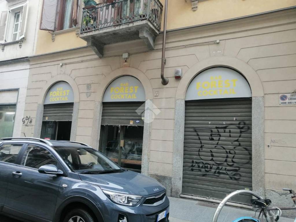 locale commerciale in vendita a Torino in zona San Salvario