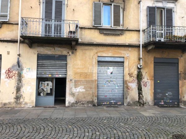 appartamento in vendita a Torino in zona Borgata Vittoria
