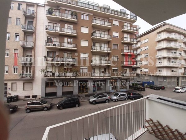 appartamento in vendita a Torino in zona Mirafiori Nord