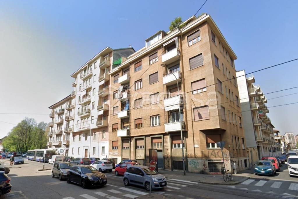 appartamento in vendita a Torino in zona Aurora