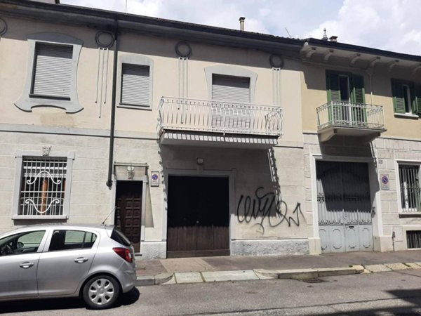 casa indipendente in vendita a Torino in zona Barriera di Milano
