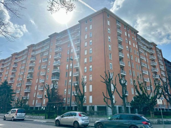 appartamento in vendita a Torino in zona Mirafiori Nord