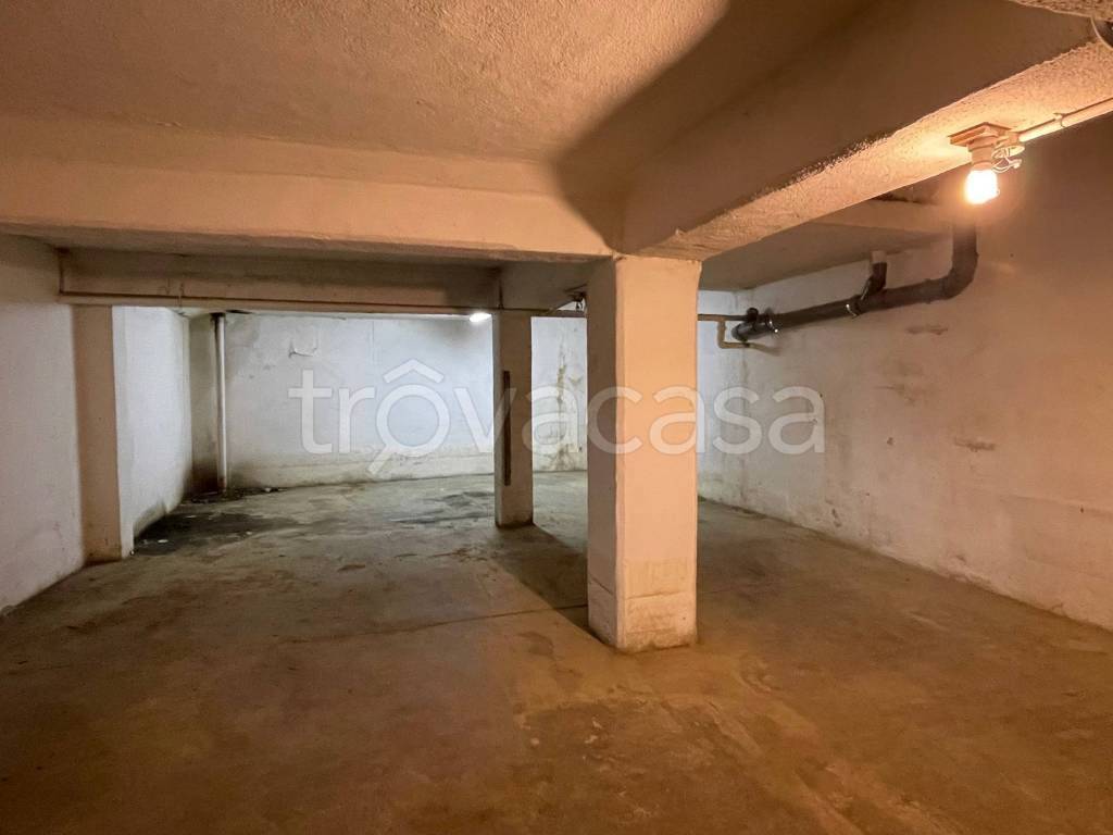 casa indipendente in vendita a Torino in zona Rosa