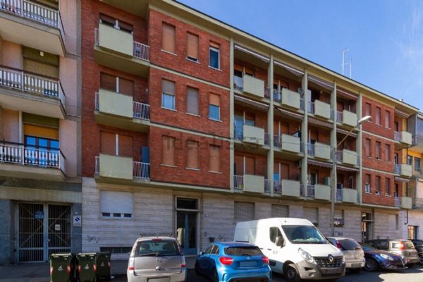 ufficio in vendita a Torino in zona Filadelfia