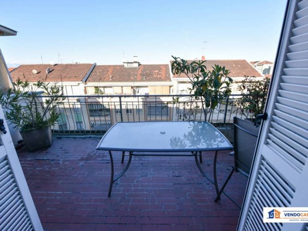 appartamento in vendita a Torino in zona Santa Rita