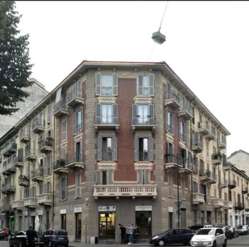 appartamento in vendita a Torino in zona Borgo San Paolo