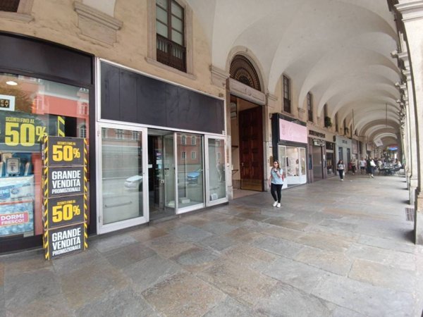 negozio in vendita a Torino