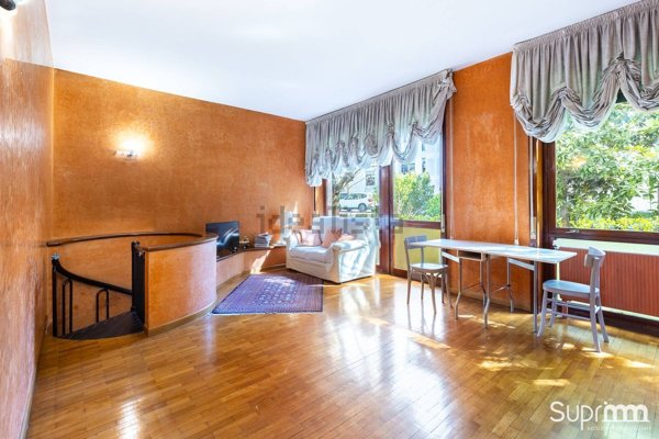 appartamento in vendita a Torino in zona Parella