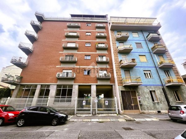 ufficio in vendita a Torino in zona Borgata Vittoria