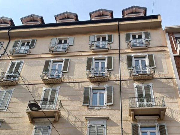 appartamento in vendita a Torino in zona Cenisia
