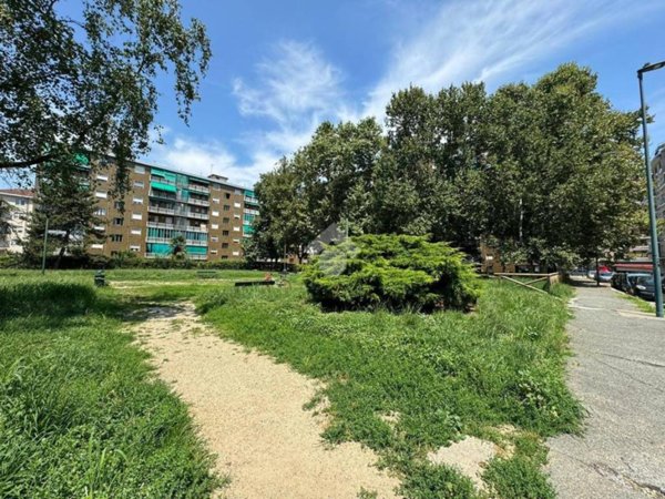 appartamento in vendita a Torino in zona Santa Rita