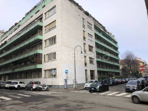 ufficio in vendita a Torino in zona Crocetta