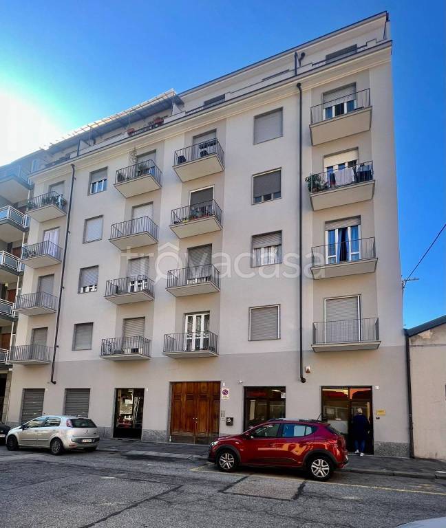 appartamento in vendita a Torino in zona Mirafiori Nord