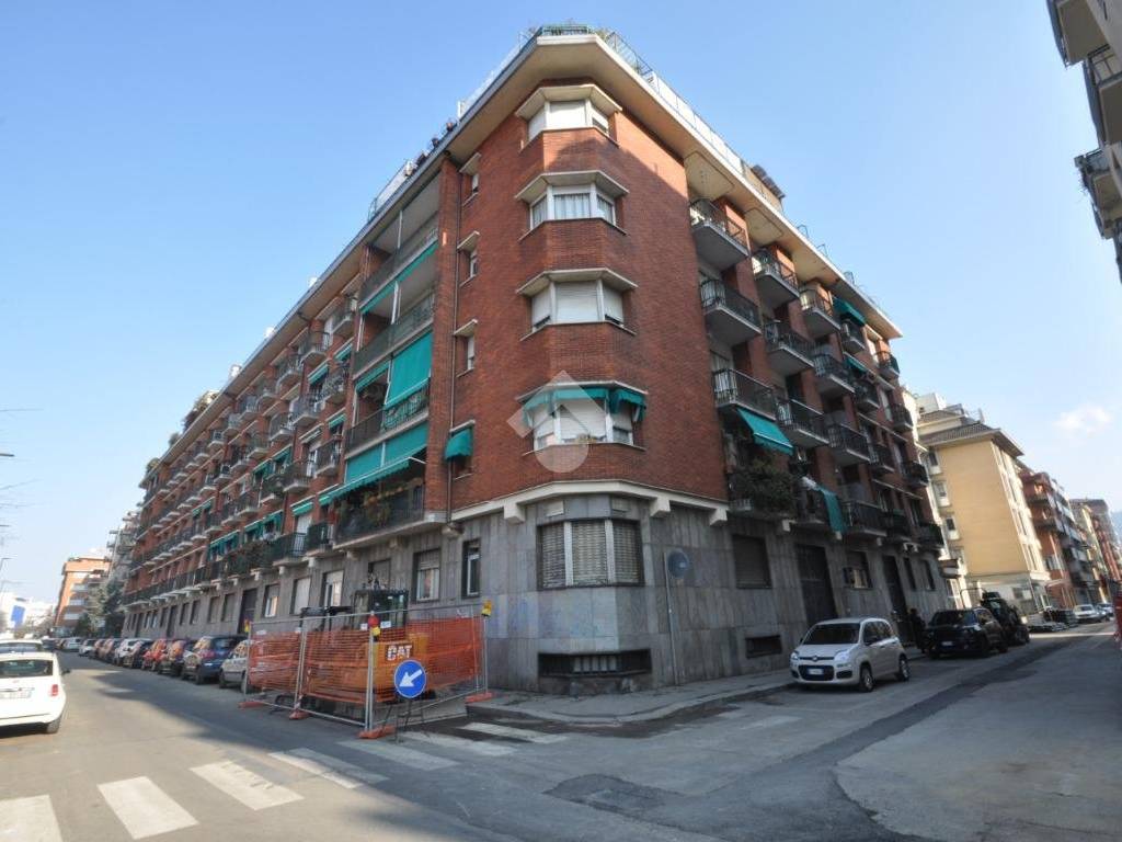 appartamento in vendita a Torino in zona San Salvario