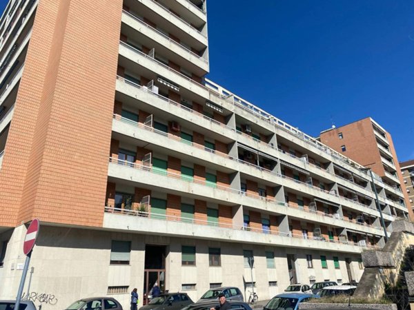 appartamento in vendita a Torino in zona Mirafiori Nord