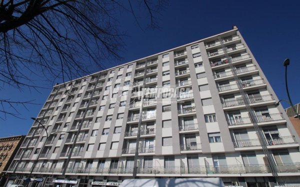appartamento in vendita a Torino in zona Mirafiori Nord