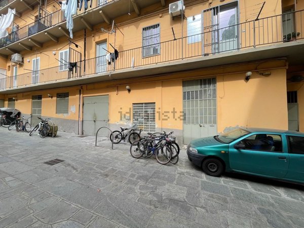 locale di sgombero in vendita a Torino in zona Aurora