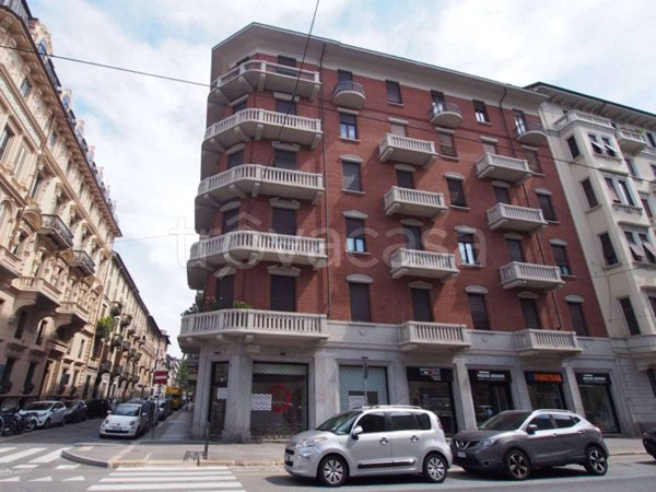 negozio in vendita a Torino in zona Crocetta