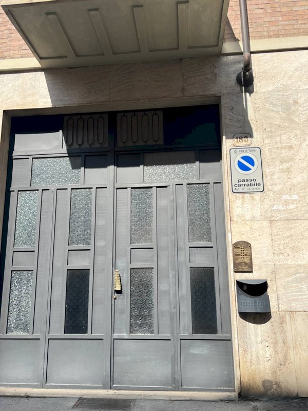 appartamento in vendita a Torino in zona Mirafiori Sud