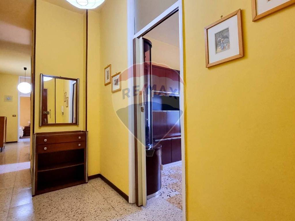 appartamento in vendita a Torino in zona Vallette