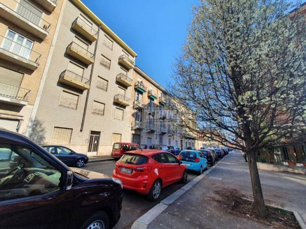 appartamento in vendita a Torino in zona Barriera di Milano