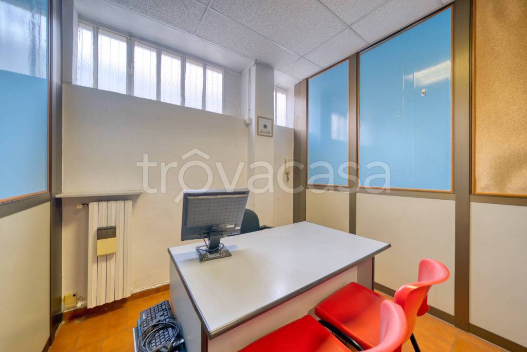 ufficio in vendita a Torino in zona Borgata Vittoria